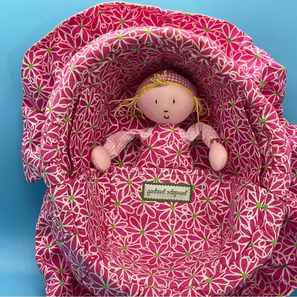 Penelope Peapod original hand sewn baby and Bassinet/Purse